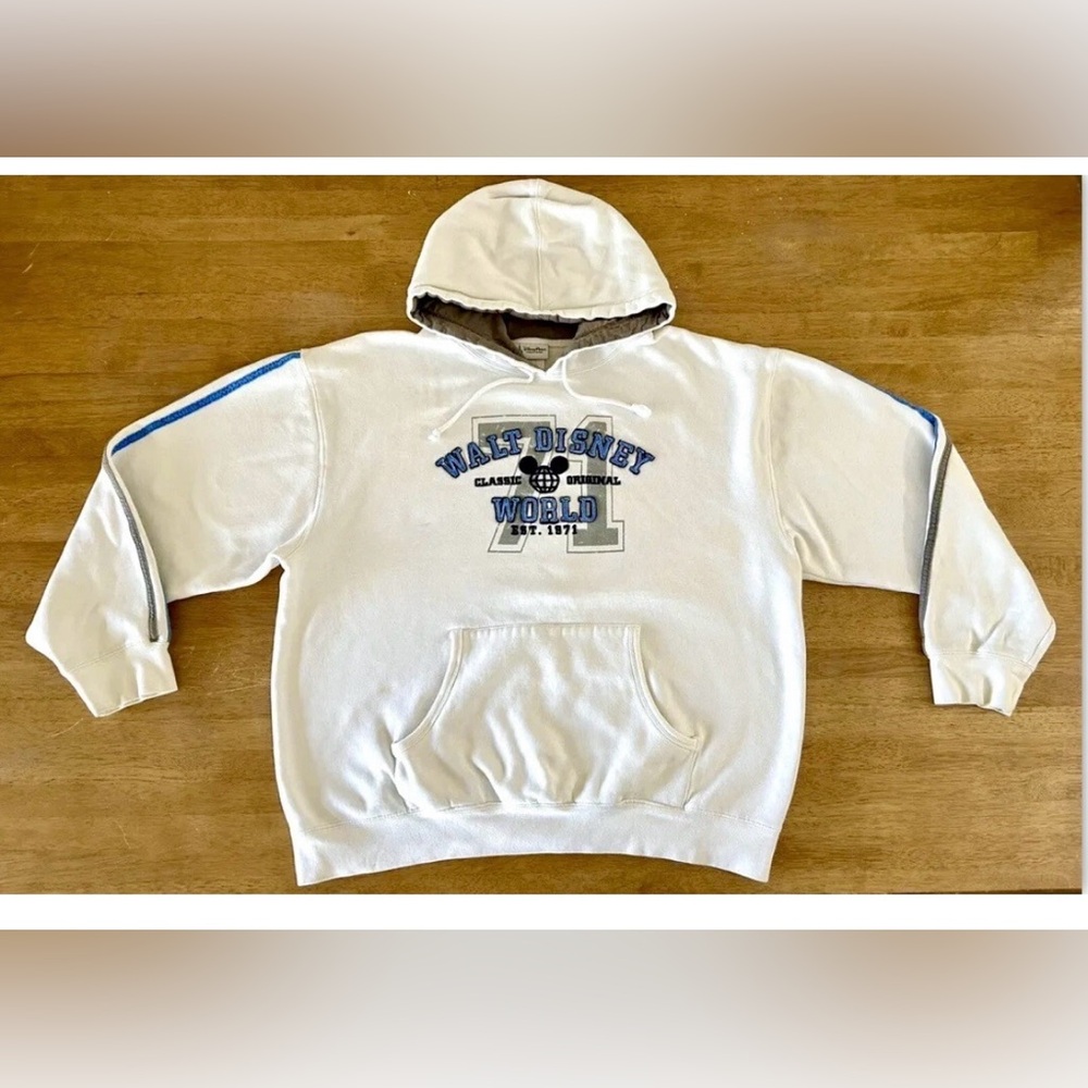 Disney World Mickey Sewn In Logo White and Blue Hoodie Est. 1971 Sweater Sz L